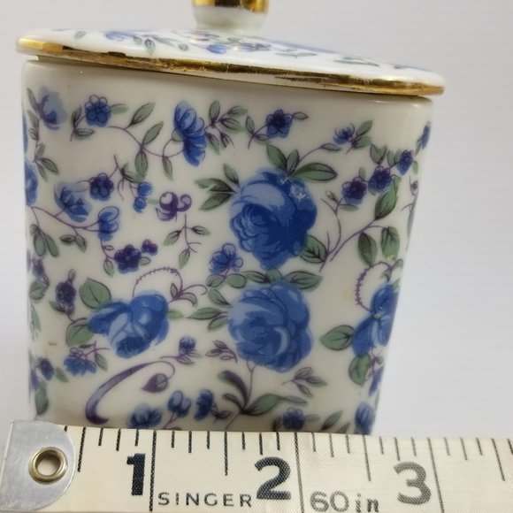 Blue Roses Porcelain Tea Box, Vintage Keepsake, Gold Trim Top Lid Trinket Jar - Picture 7 of 8